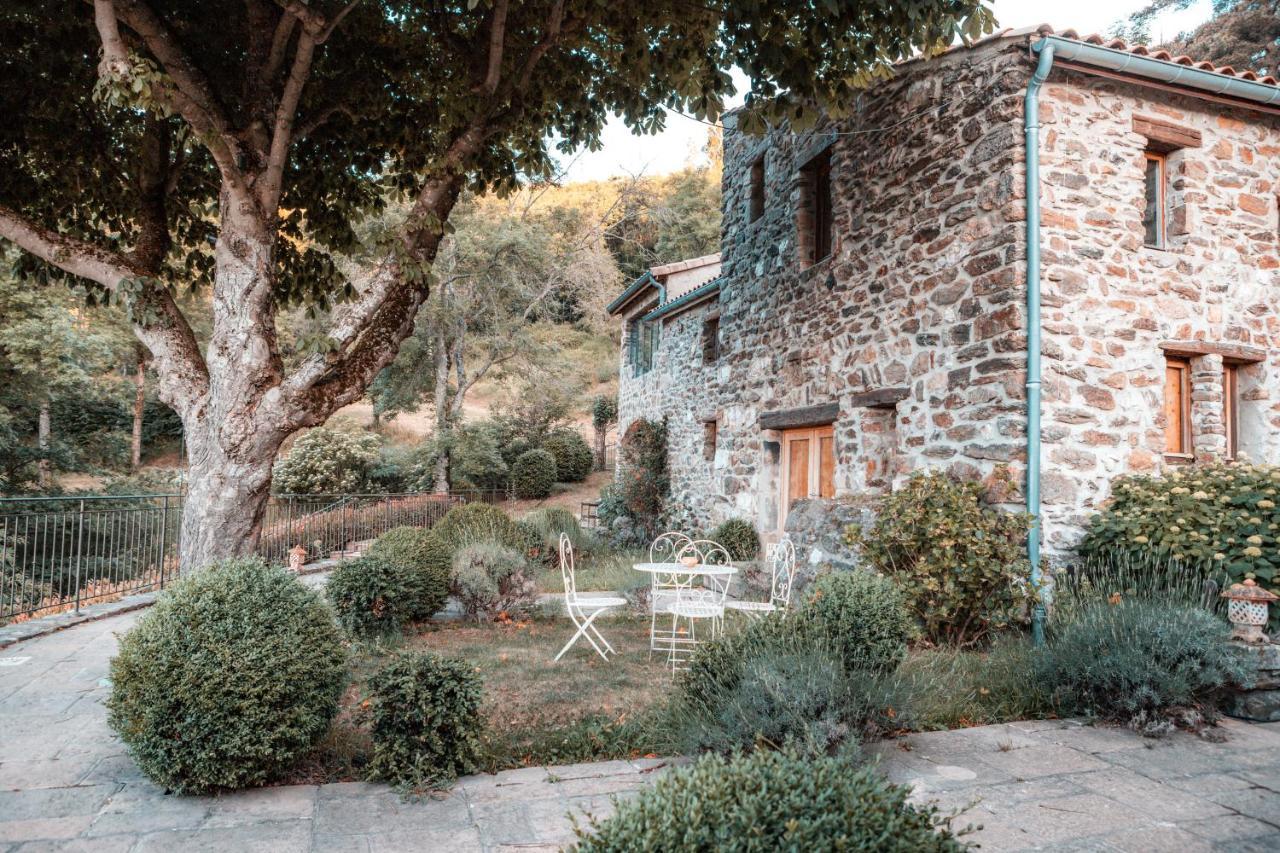Maison D'Hotes Le Hameau De La Mure Saint-Laurent-du-Pape Exterior photo